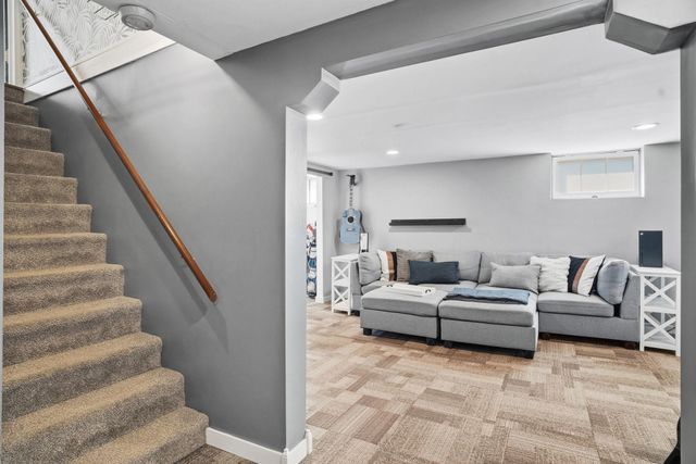 1576 Osceola Avenue, Saint Paul, MN 55105