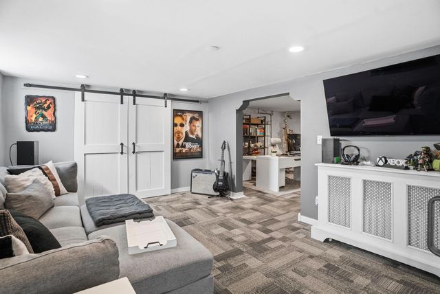 1576 Osceola Avenue, Saint Paul, MN 55105