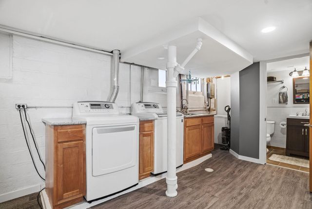 1576 Osceola Avenue, Saint Paul, MN 55105