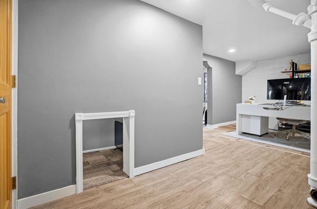 1576 Osceola Avenue, Saint Paul, MN 55105