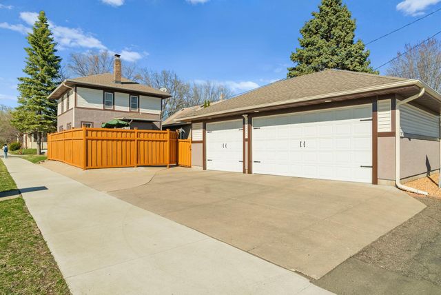 1576 Osceola Avenue, Saint Paul, MN 55105