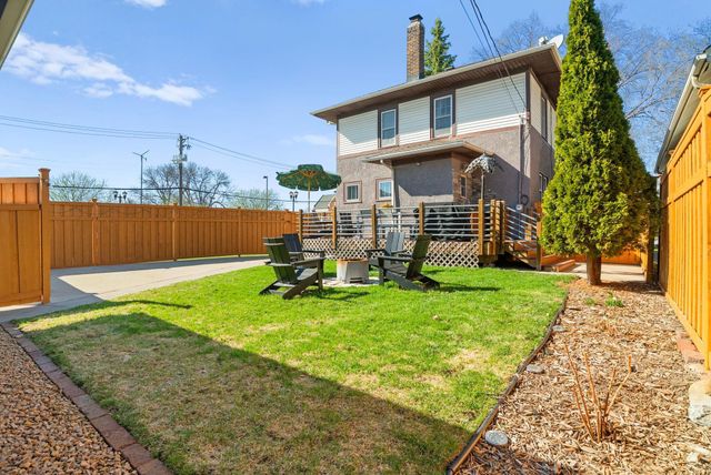 1576 Osceola Avenue, Saint Paul, MN 55105