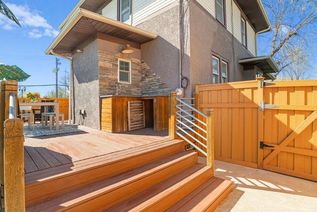 1576 Osceola Avenue, Saint Paul, MN 55105