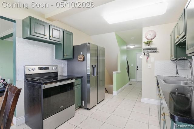 26200 Franklin Pointe Drive, Southfield, MI 48034