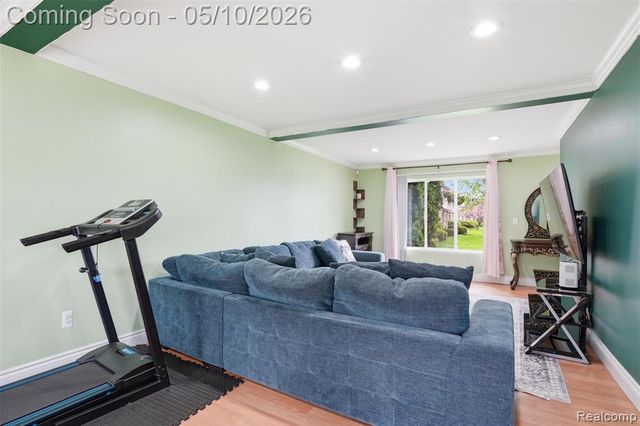 26200 Franklin Pointe Drive, Southfield, MI 48034