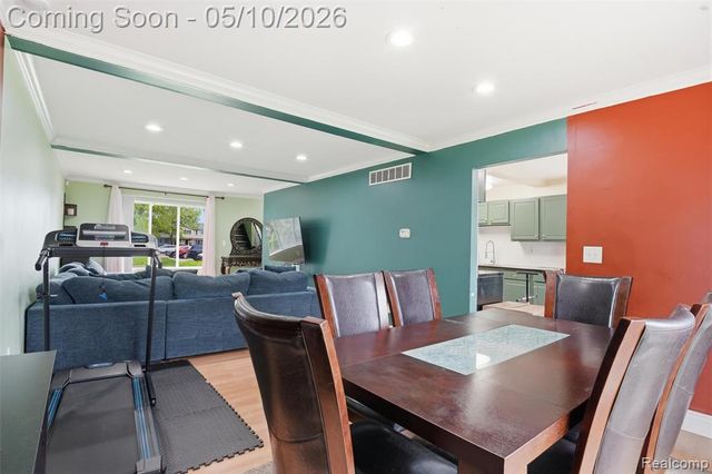 26200 Franklin Pointe Drive, Southfield, MI 48034