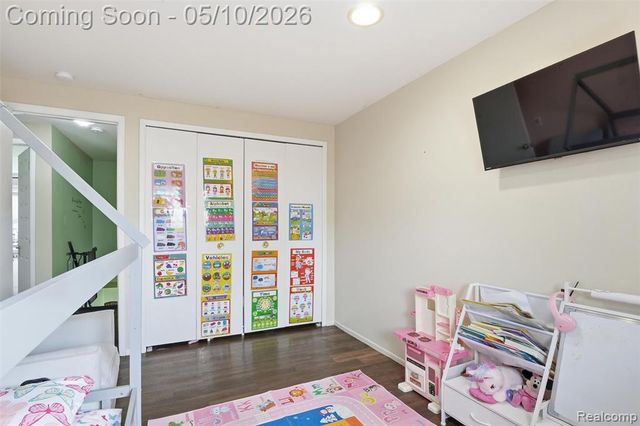 26200 Franklin Pointe Drive, Southfield, MI 48034