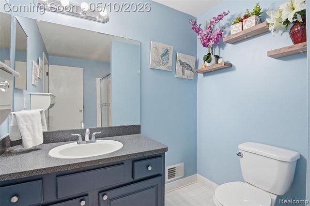 26200 Franklin Pointe Drive, Southfield, MI 48034