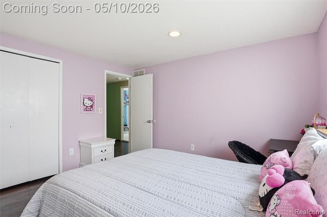 26200 Franklin Pointe Drive, Southfield, MI 48034