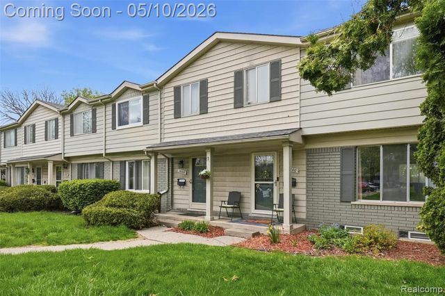 26200 Franklin Pointe Drive, Southfield, MI 48034