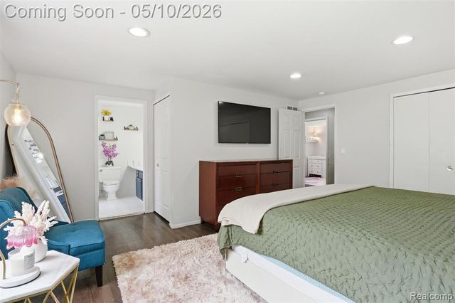 26200 Franklin Pointe Drive, Southfield, MI 48034