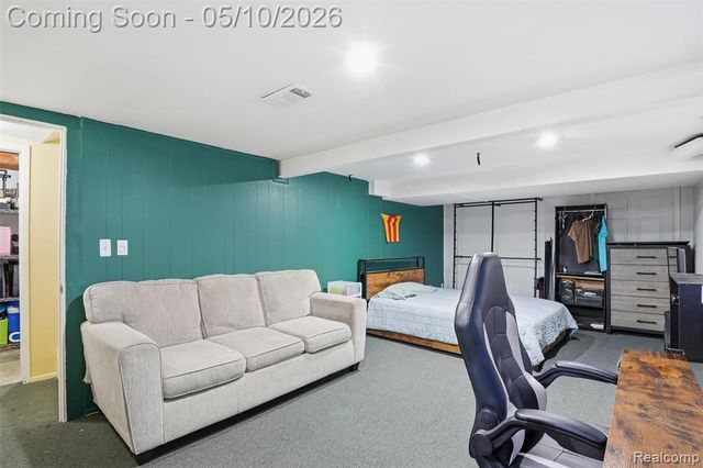 26200 Franklin Pointe Drive, Southfield, MI 48034