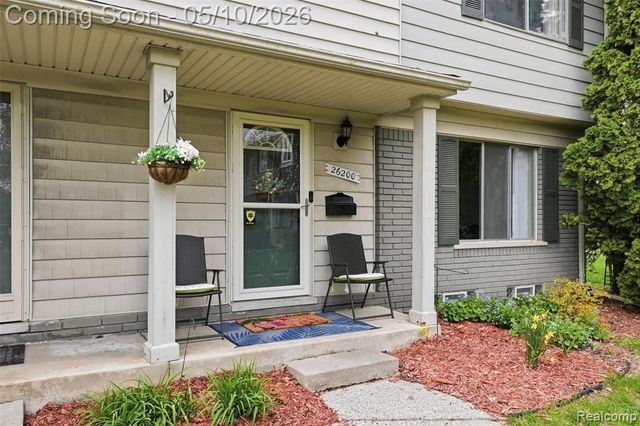 26200 Franklin Pointe Drive, Southfield, MI 48034