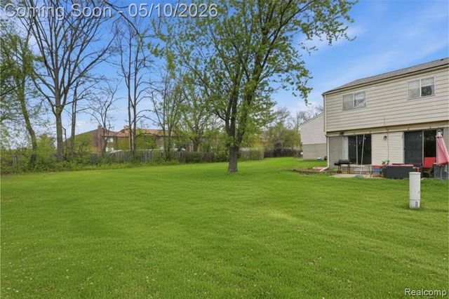 26200 Franklin Pointe Drive, Southfield, MI 48034