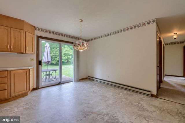 485 SUMMIT DR, Columbia, PA 17512