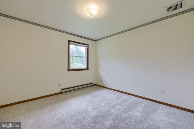 485 SUMMIT DR, Columbia, PA 17512