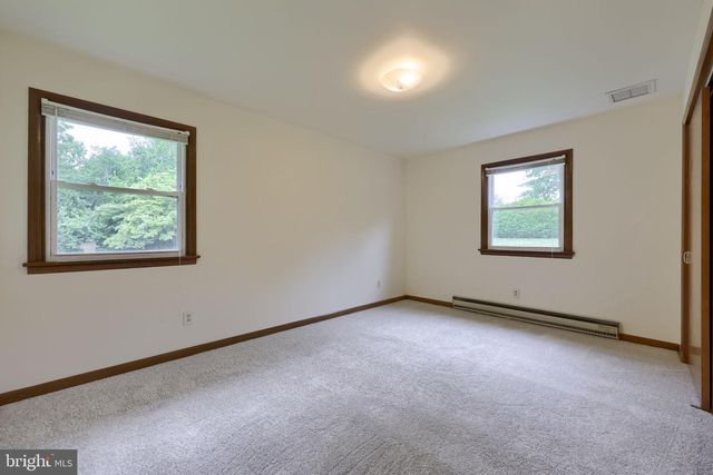 485 SUMMIT DR, Columbia, PA 17512