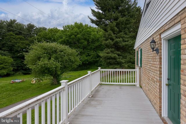485 SUMMIT DR, Columbia, PA 17512