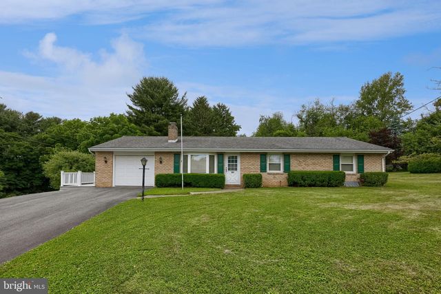 485 SUMMIT DR, Columbia, PA 17512