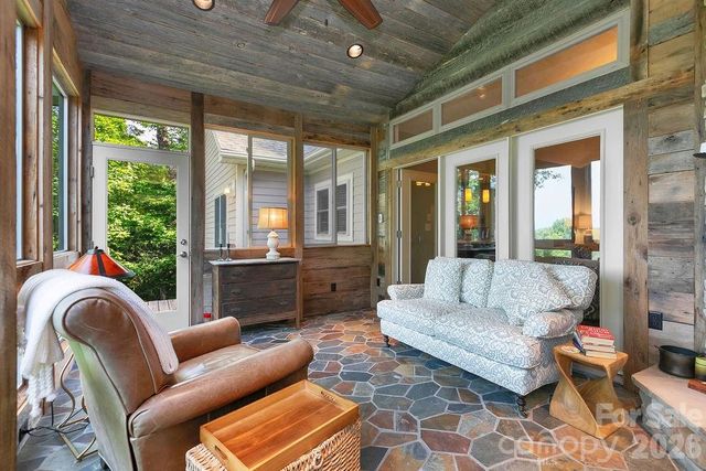 1625 Ugugu Drive, Brevard, NC 28712