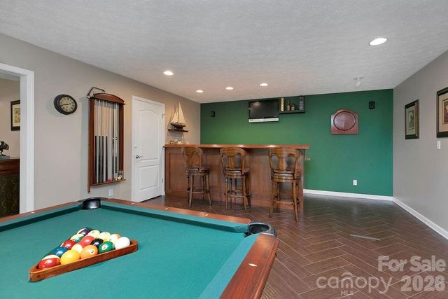 1625 Ugugu Drive, Brevard, NC 28712