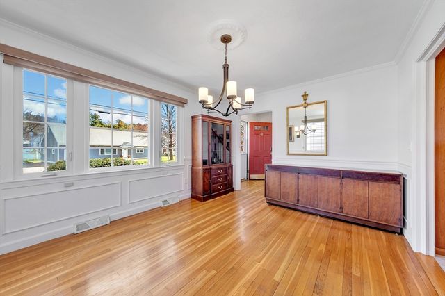 6 Blueberry Hill Road, Groveland, MA 01834