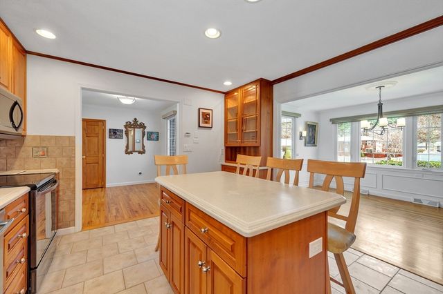 6 Blueberry Hill Road, Groveland, MA 01834
