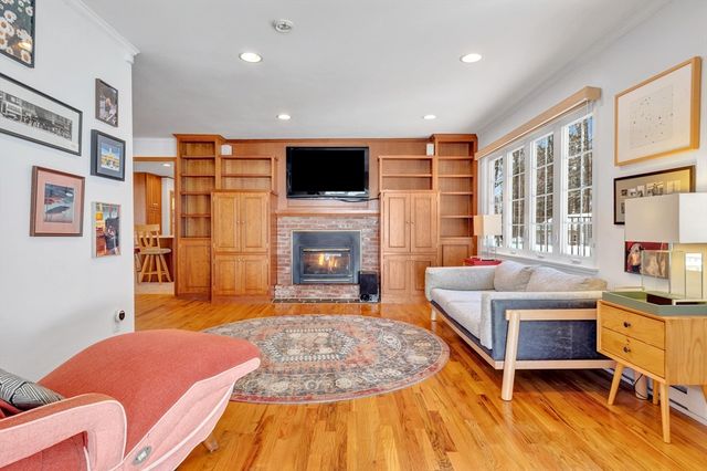 6 Blueberry Hill Road, Groveland, MA 01834