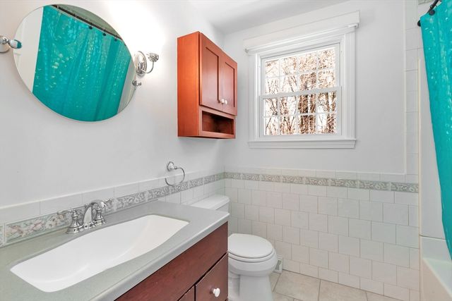 6 Blueberry Hill Road, Groveland, MA 01834