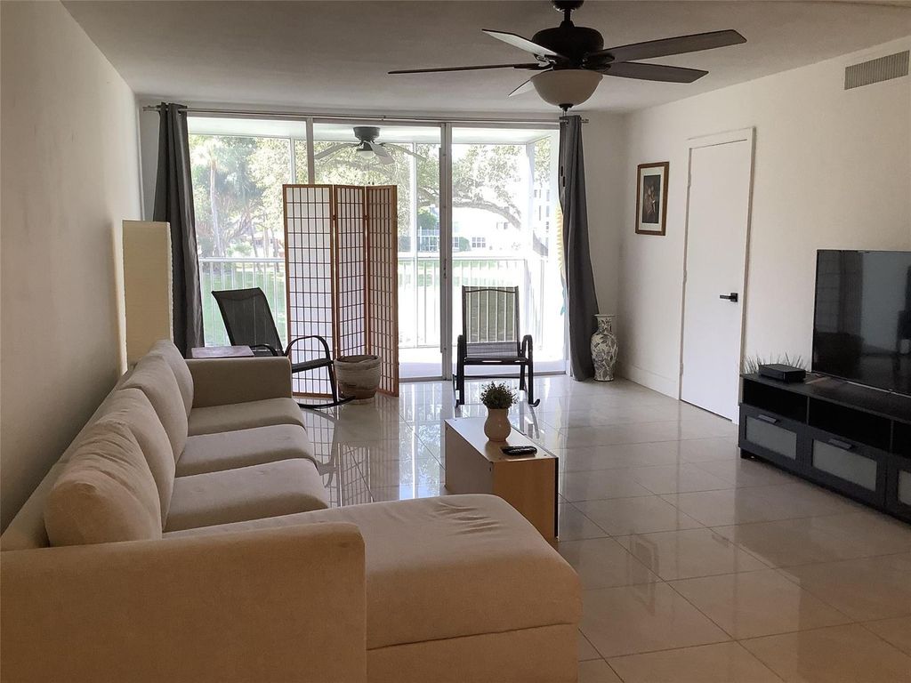 2600 S Course Drive 203, Pompano Beach, FL 33069