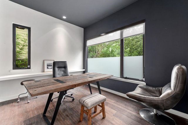 1208 Hillside Ave, Austin, TX 78704