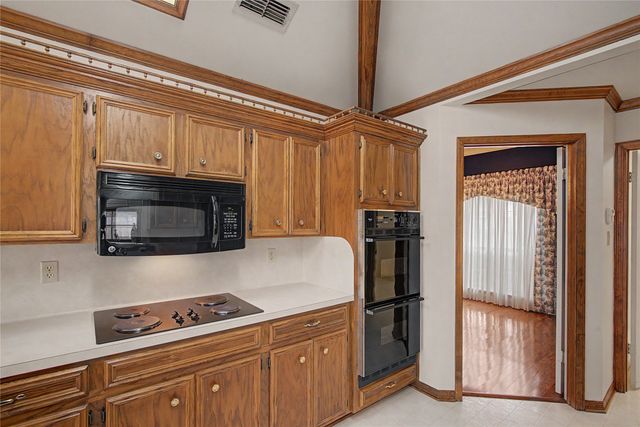 1334 Whitehall, Bossier City, LA 71112