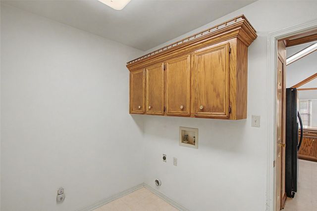 1334 Whitehall, Bossier City, LA 71112