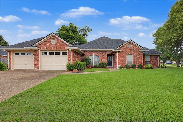1334 Whitehall, Bossier City, LA 71112