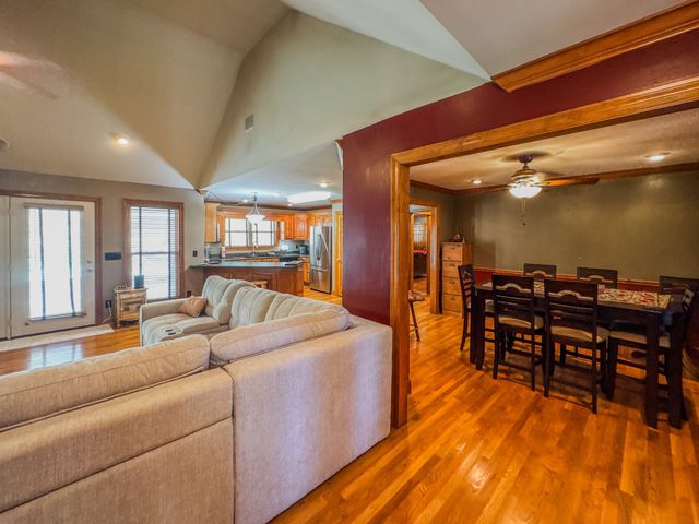 410 Britton Hollow Rd, Pulaski, TN 38478