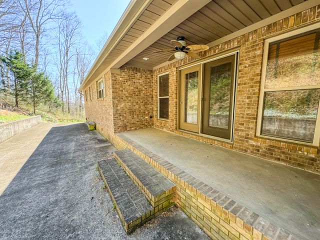 410 Britton Hollow Rd, Pulaski, TN 38478
