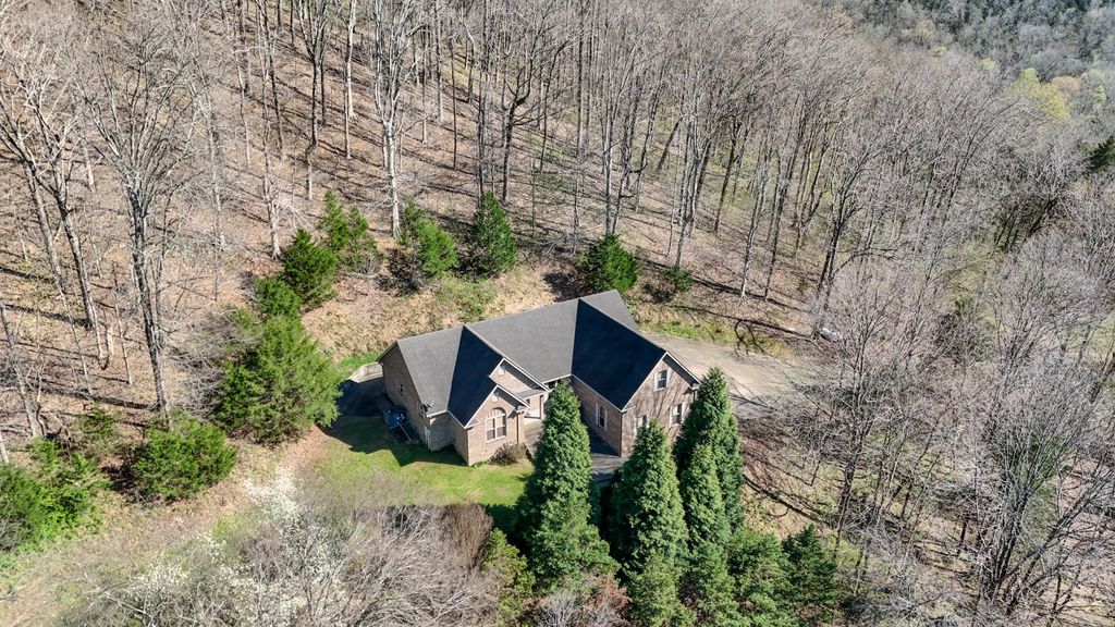410 Britton Hollow Rd, Pulaski, TN 38478