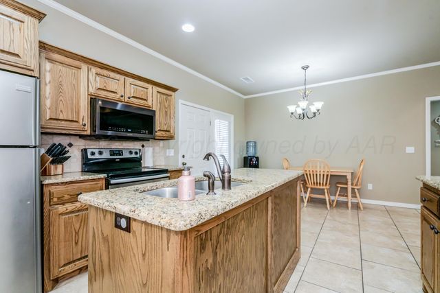 6814 Tivis Street, Amarillo, TX 79119