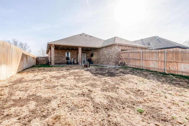 6814 Tivis Street, Amarillo, TX 79119