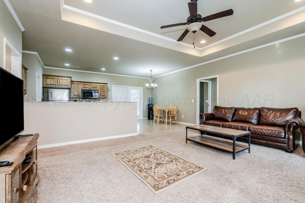 6814 Tivis Street, Amarillo, TX 79119