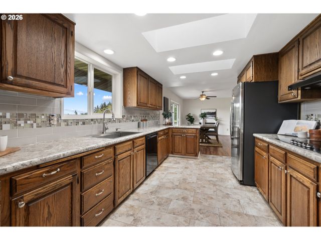 12775 S MAPLE GROVE Rd, Molalla, OR 97038