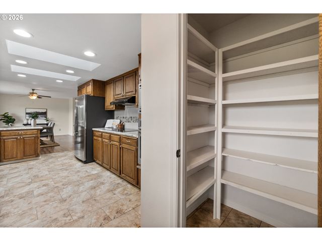 12775 S MAPLE GROVE Rd, Molalla, OR 97038