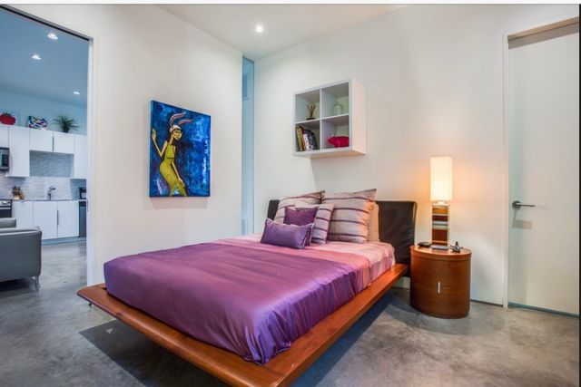 2300 N Carroll Avenue, Dallas, TX 75204