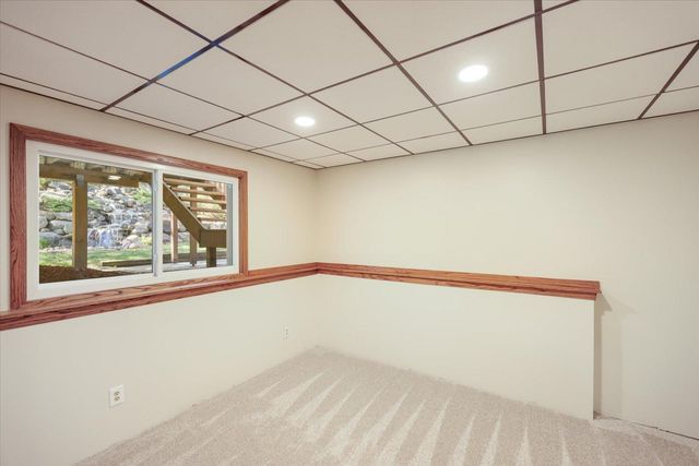 10365 Buckingham Drive, Eden Prairie, MN 55347