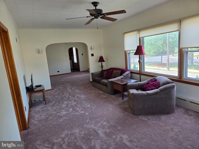 14 E EVESHAM RD, Glendora, NJ 08029