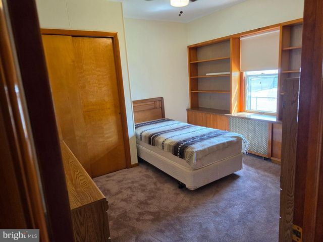 14 E EVESHAM RD, Glendora, NJ 08029