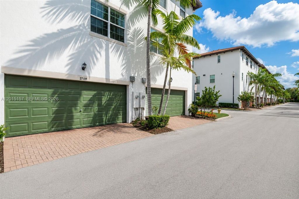 2709 SW 119th Way 2709, Miramar, FL 33025