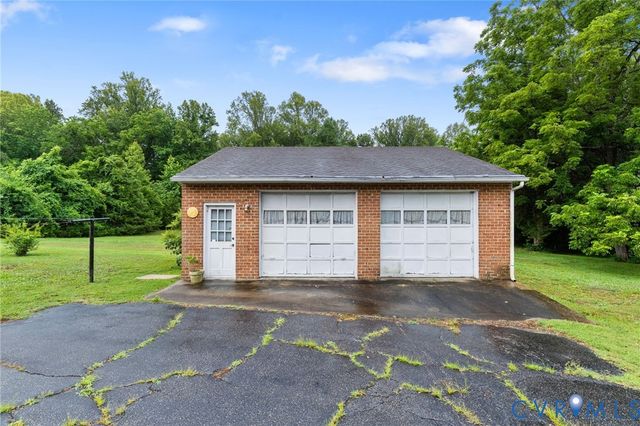 6267 Westhaven Dr, Mechanicsville, VA 23111