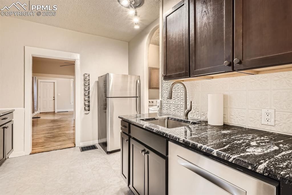 Image 10 of property listing at 511 E Platte Avenue, Colorado Springs, CO 80903