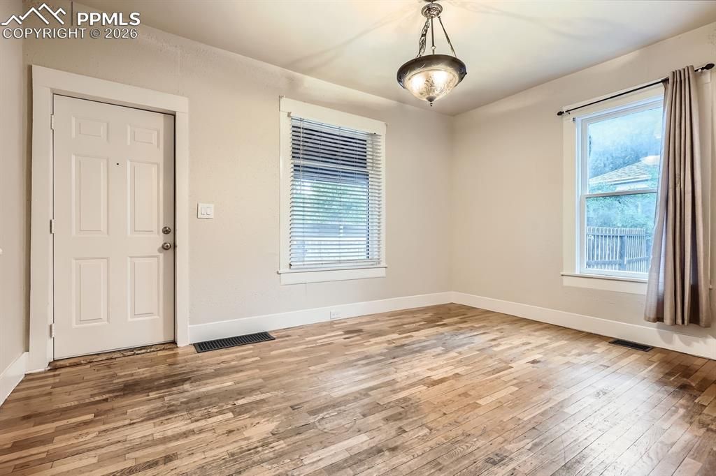 Image 6 of property listing at 511 E Platte Avenue, Colorado Springs, CO 80903